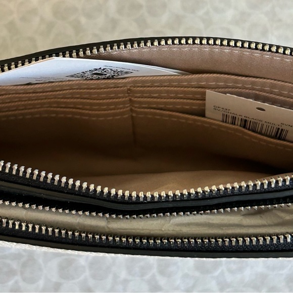 NWT COACH DOUBLE ZIP LARGE WALLET WRISTLET CF447 SV/CHALK BLACK MULTI $198 - Picture 14 of 14